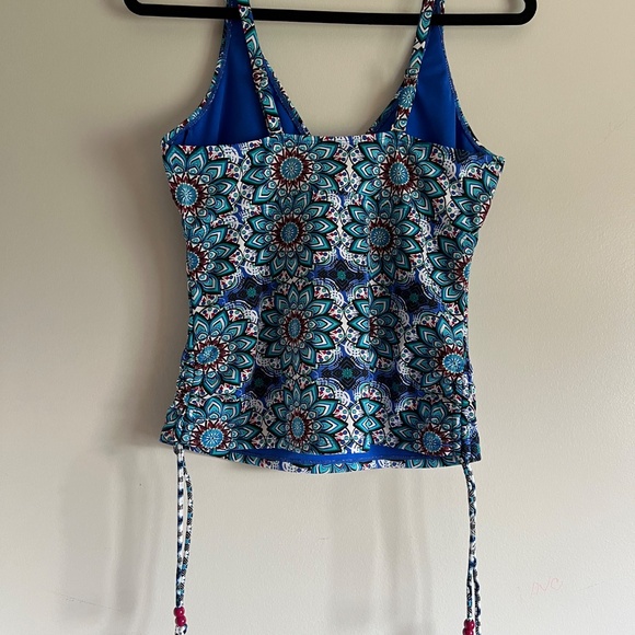 Tankini Swim top with Vintage flair - Picture 3 of 13